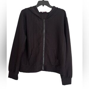 Women's Black Textured/waffled Jacket AQ Sports 2X lightweight, hood & pockets.